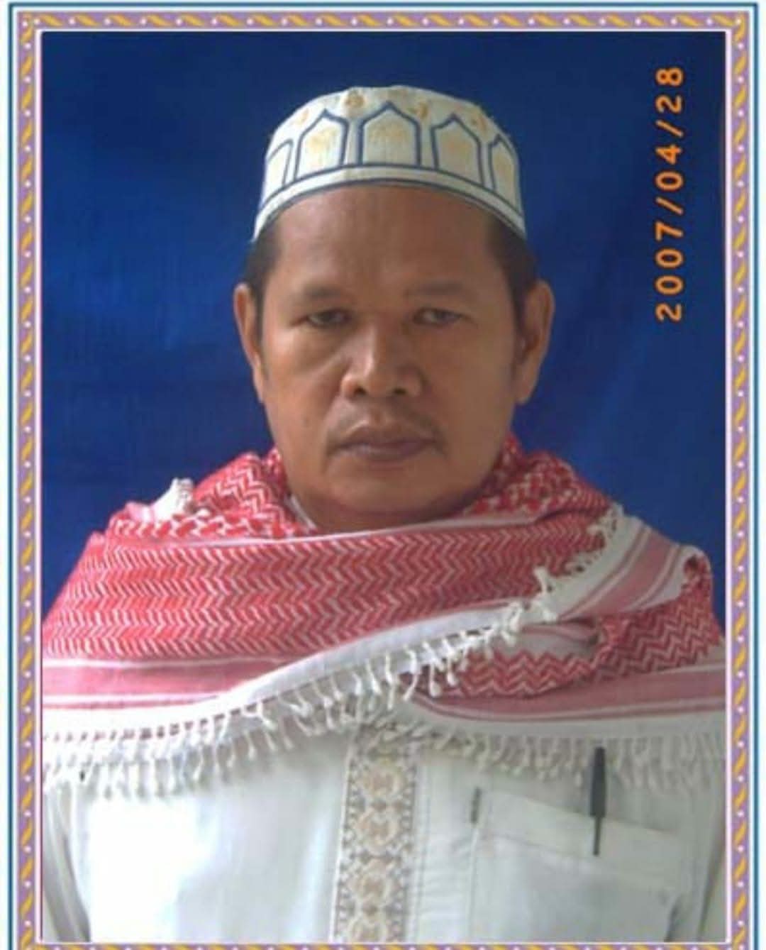 Ustadz Drs. Hasbullah Bakri